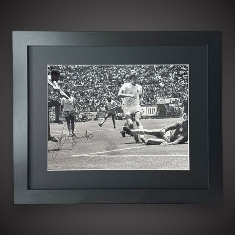 Brazil-  Superstar Jairzinho Hand Signed Photo £109.990