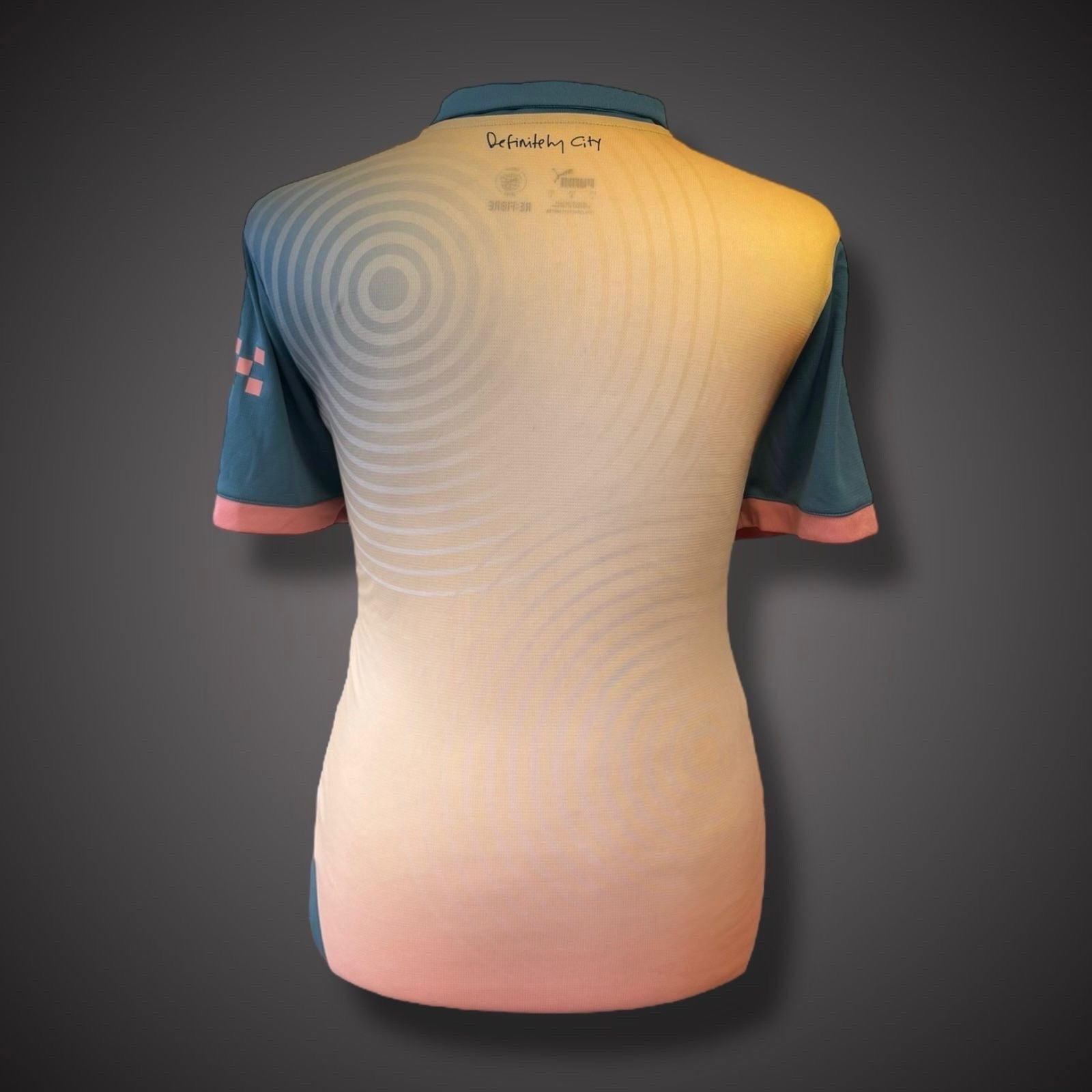 Manchester City Signed Noel Gallagher Special Ltd Ed Shirt Definitely City £5652