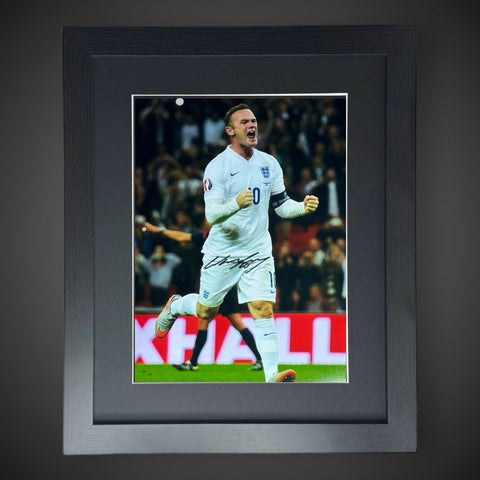 Wayne Rooney ENGLAND Hand Signed Framed Photograph With COA £79.990
