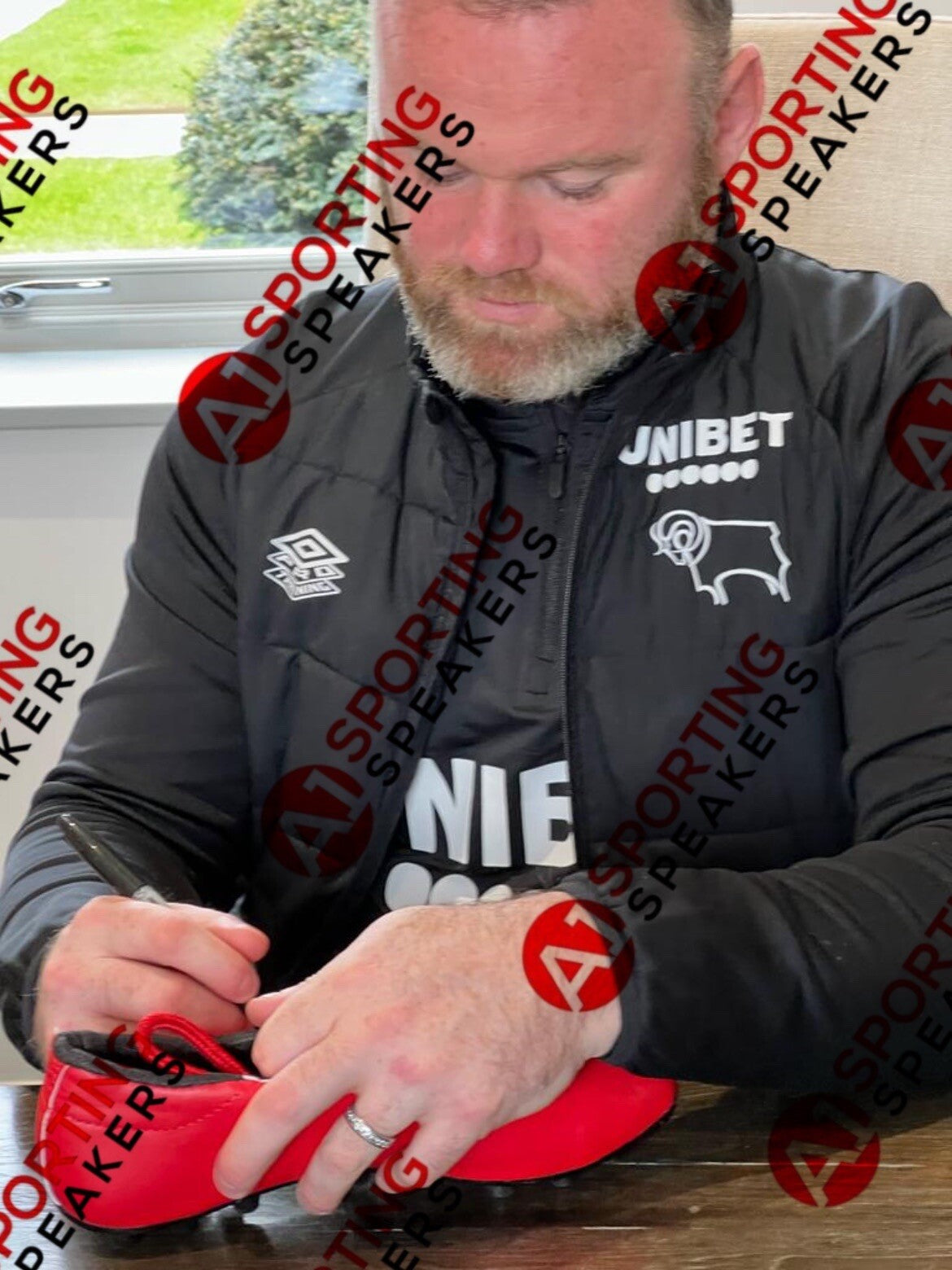 Wayne Rooney Signed Manchester United Boot Private Signing Signed 28/4/22 £1252