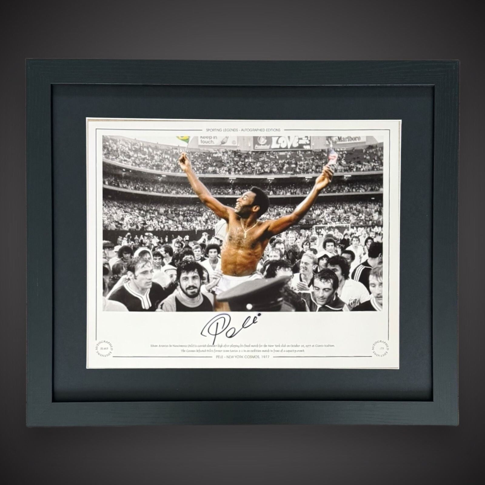 Pele Signed Framed BRAZIL - WORLD CUP WINNERS Photo Minor Fade on Sig £2500