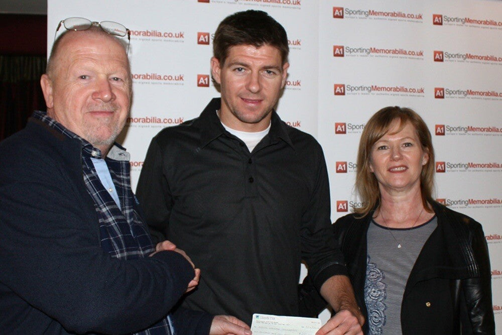 STEVEN GERRARD Hand Signed Liverpool 2005 Istanbul Shirt Framed COA £2655