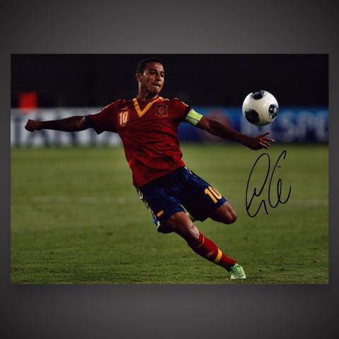 Thiago Alcantara Hand Signed 16x12 Inches Photo - Spain - With COA £39.990