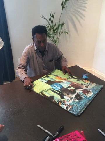 Pele Signed Brazil Famous Photo Swapping With Bobby Moore COA Superb £2999