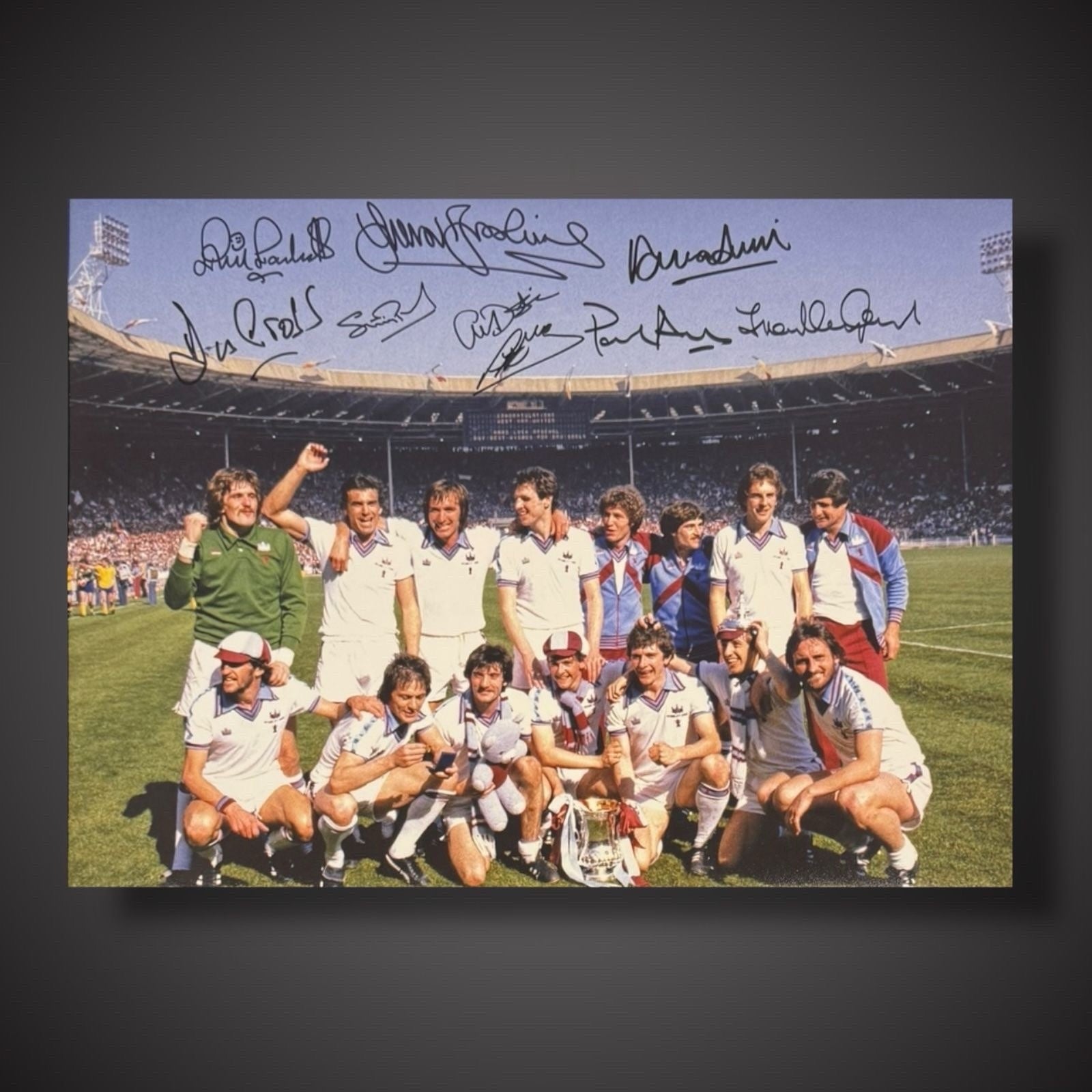 West Ham 1980 FA Cup Final Team Signed Photograph £99 16X120