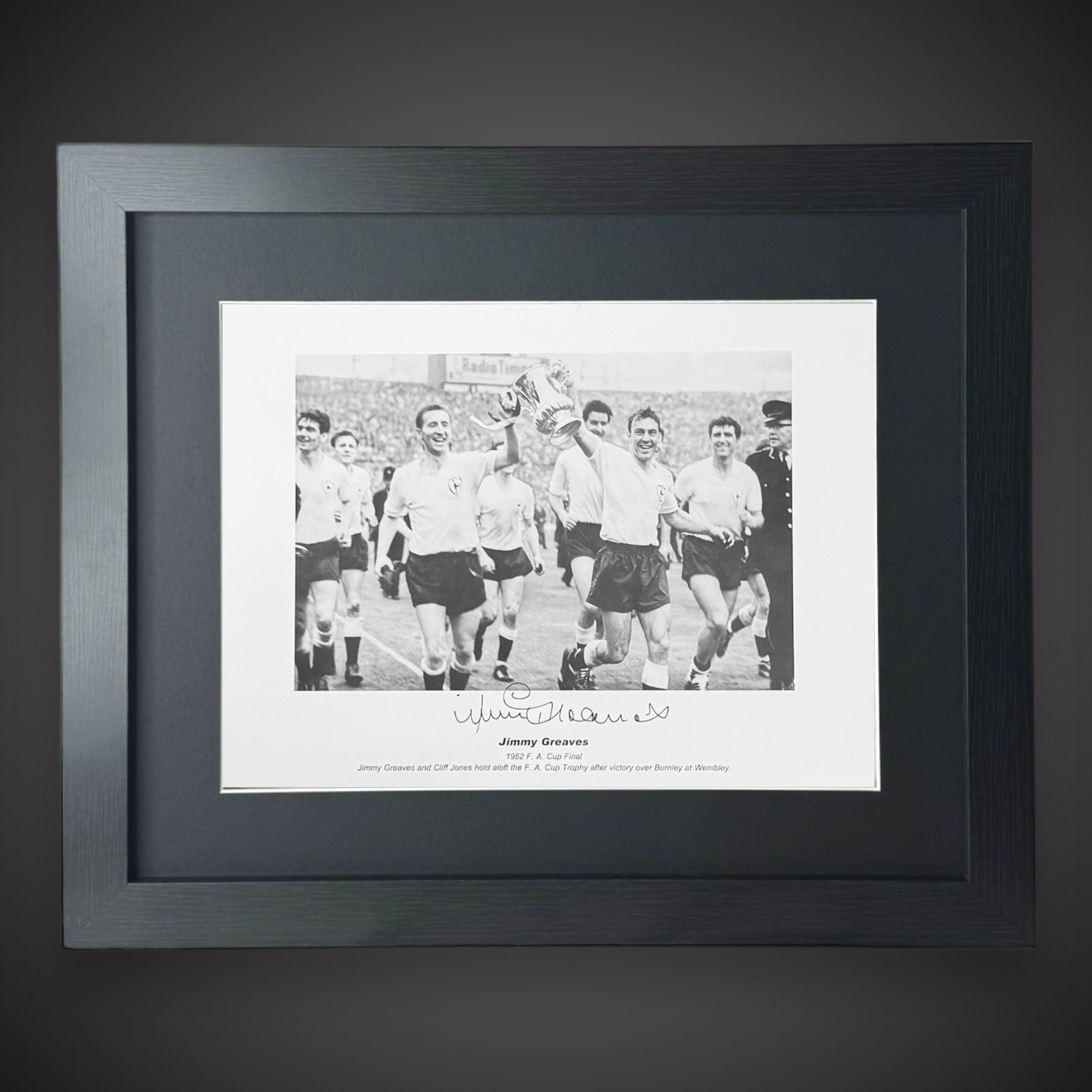 FRAMED Jimmy Greaves Signed Photo Tottenham Hotspur Legend £450