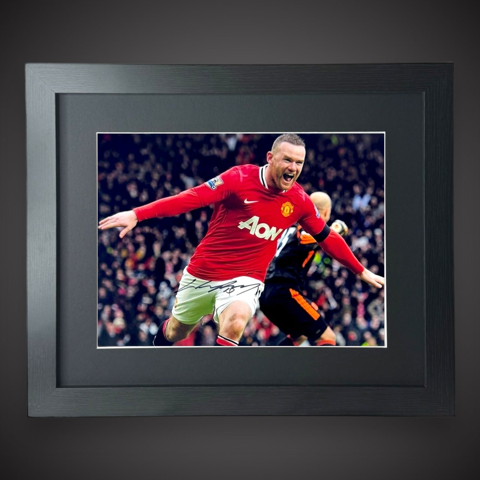 Framed Wayne Rooney Manchester United Hand Signed Photograph £69.990