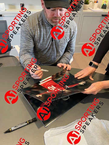 Manchester United Wayne Rooney Hand Signed 16x12 Size Photograph With COA £39.996