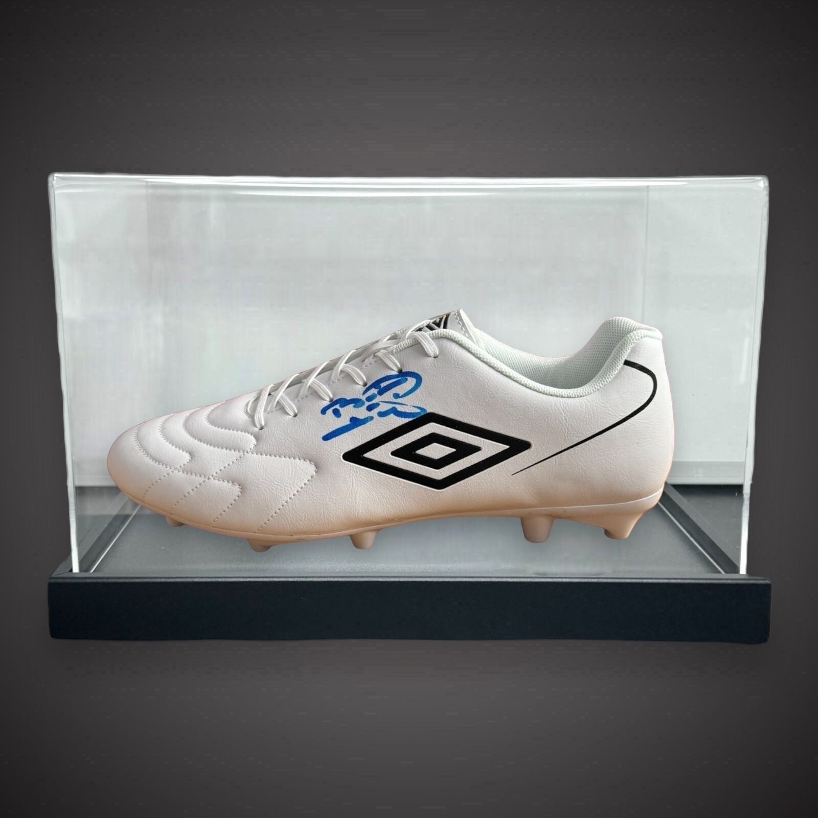 Rangers Brian Laudrup Signed Football Boot In A Acrylic Display £224 With COA0