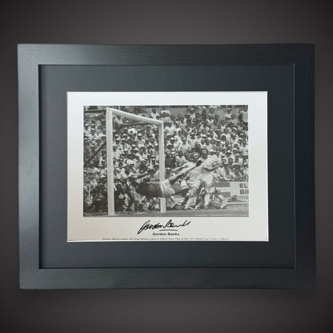 Framed Gordon Banks Signed Photo- Famous Save £44.990