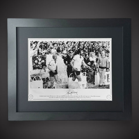 Framed Ricardo Villa Hand Signed Tottenham Hotspur 1978 Photo0