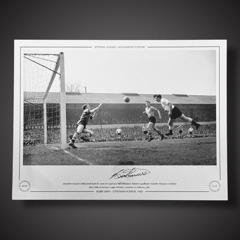 Framed Bobby Smith - TOTTENHAM HOTSPUR 1960  Signed Photo £451