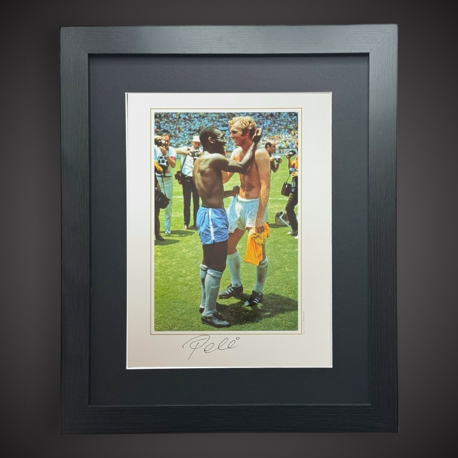 Framed Pele Signed BRAZIL - 1970 WORLD CUP WINNERS Photo £3290