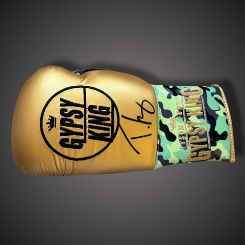 Gypsy King- Tyson Fury Hand Signed  Boxing Glove £249 With COA0