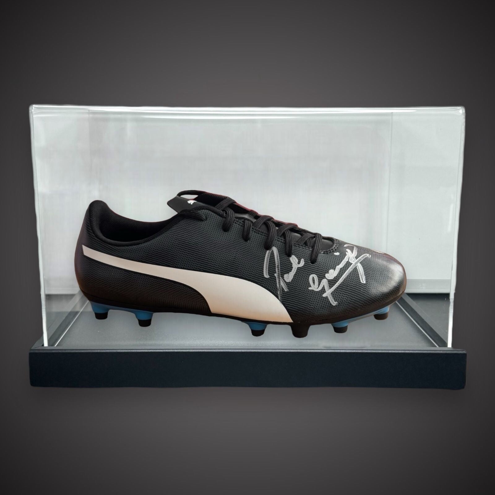 Paul Gascoigne Hand Signed Football Boot With COA In A Acrylic Display £2240