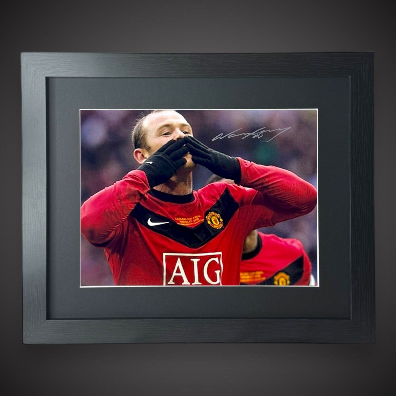 Framed Wayne Rooney Manchester United Hand Signed Photograph £69.990