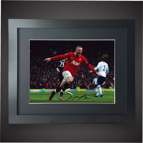 Framed Wayne Rooney Hand Signed Manchester United  Photograph With £69.99 16X200