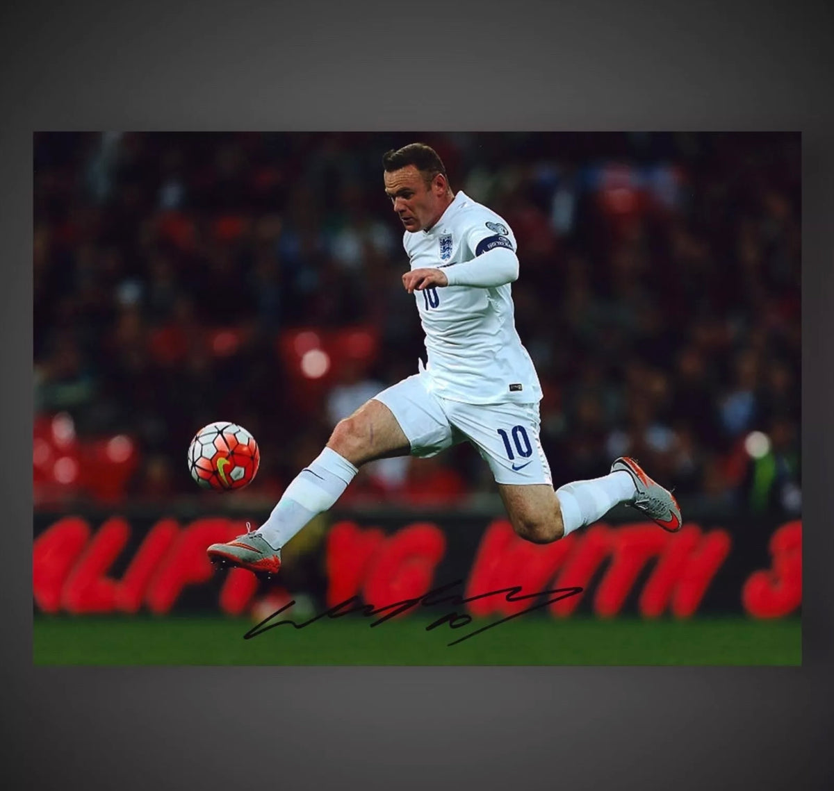 Wayne Rooney ENGLAND Hand Signed 16x12 Photograph