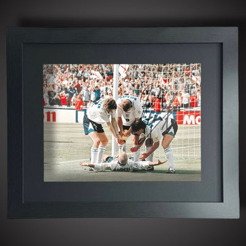 Paul Gascoigne Hand Signed Framed  England Football Photograph
