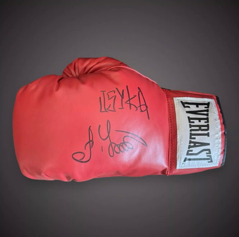 Oleksandr Usyk Hand Signed Everlast Boxing Glove