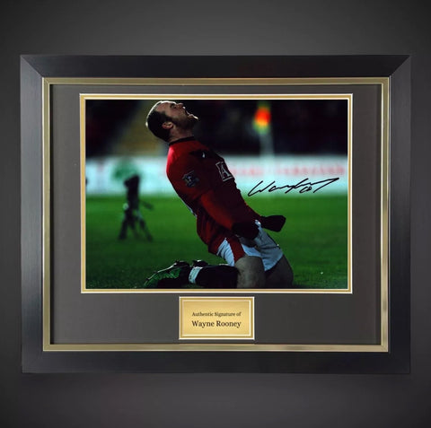 Manchester United Wayne Rooney Hand Signed & Framed Photograph