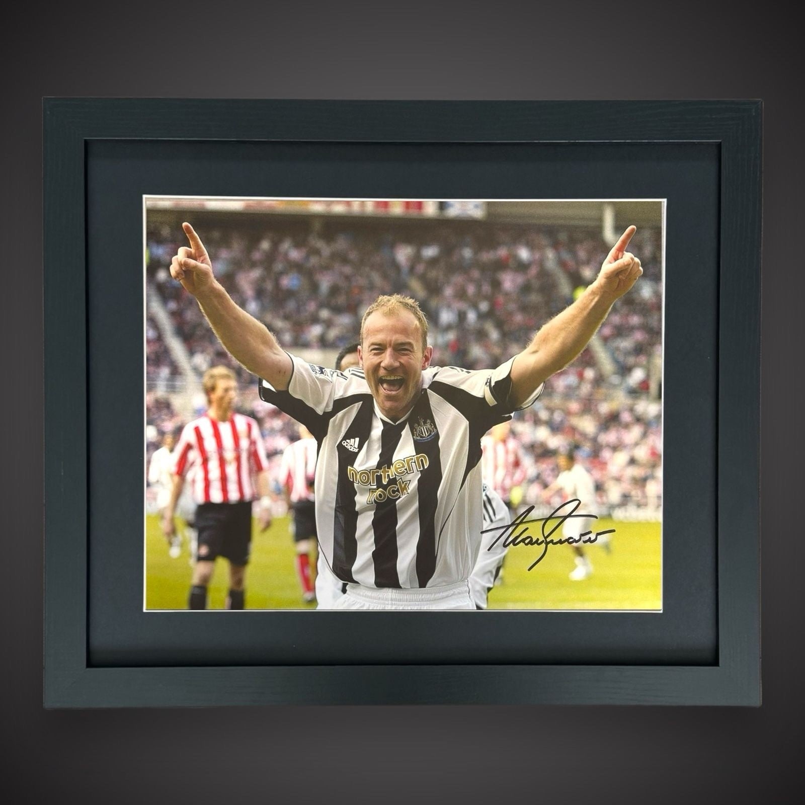 Framed Alan Shearer Hand Signed Newcastle Photo With COA £89.990